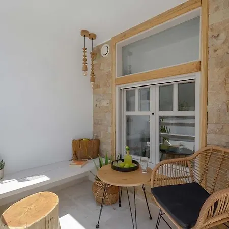 Smirida Apartamento *